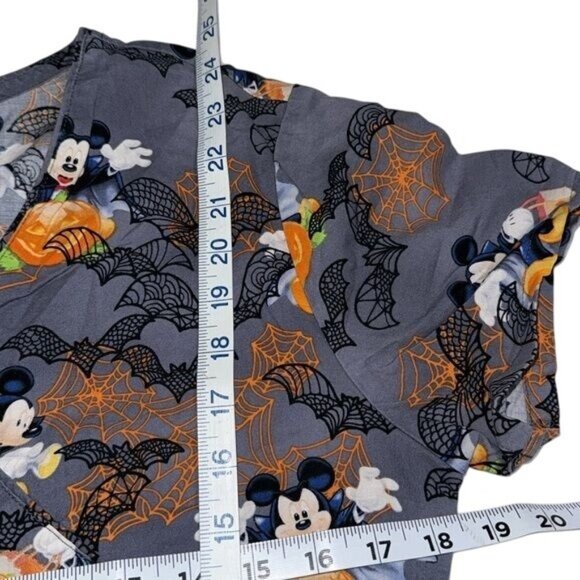 Disney Halloween Mickey Mouse Scrub Top XS Gray Cotton V-Neck Short Sleeve With - Picture 5 of 5